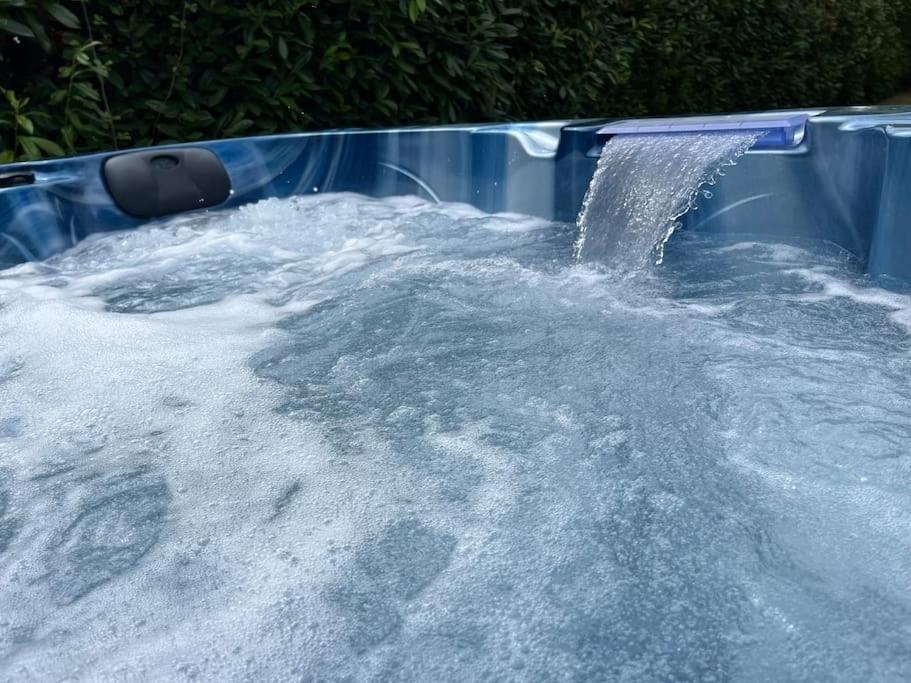 L Escale Girondine Avec Son Spa, Son Sauna Et Sa Piscine Privative La Lande-de-Fronsac エクステリア 写真